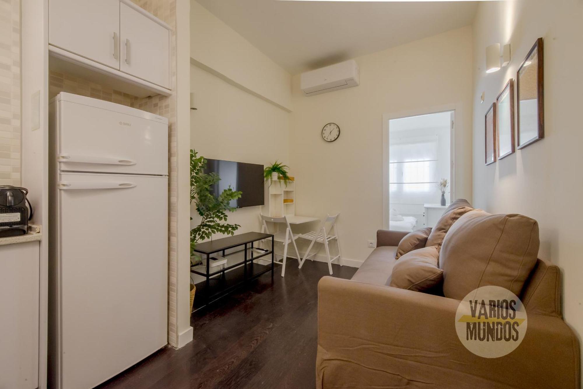 Tiny Apt Para 3Pax En La Plaza De Chueca Мадрид Екстер'єр фото